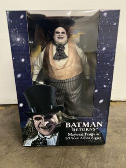 NECA Batman Returns Mayoral Penguin Action Figure 1/4 Scale Danny Devito New