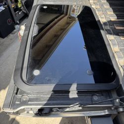 Universal Spoiler Sunroof 
