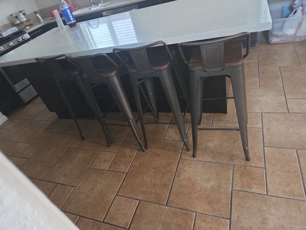 Bar Stools 