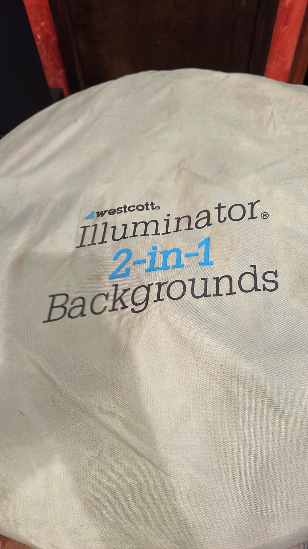 Photographers Illuminator Westcott Two And One Background And Reflective Screen