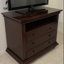Tv Stand/ Dresser 
