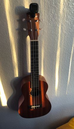 Ukulele with Fender Tuner