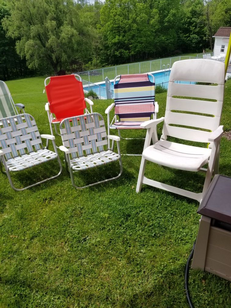 8 folding chairs