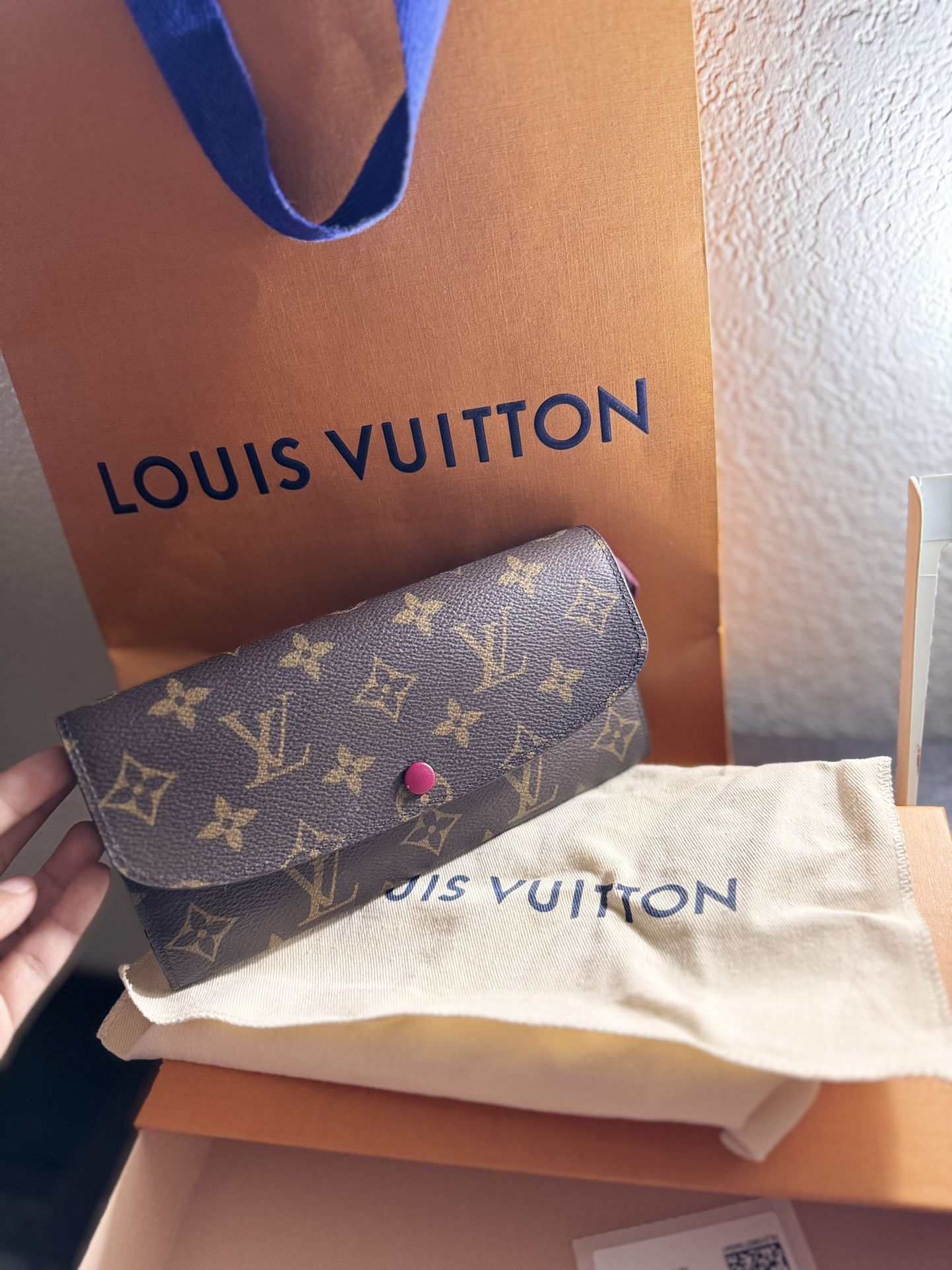 NEW Louis Vuitton Wallet 