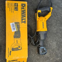 DEWALT
12 Amp Corded Variable Speed Reciprocating Saw