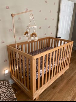 Crib mattress and sheet