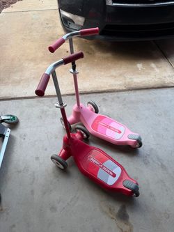 Radio Flyer Scooters