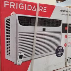 Frigidaire Air Conditioner 25,000 BTU 1,600 Sq Ft Brand New!