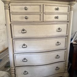 Solid Wood Dresser 