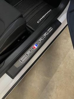 Illuminated Sill Plate (Camaro)