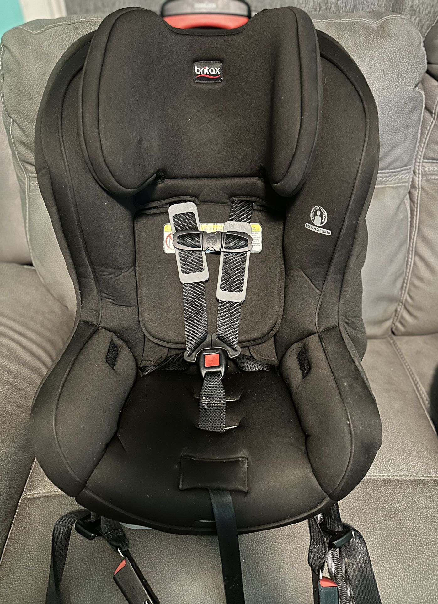 Britax Emblem Convertible Car Seat 