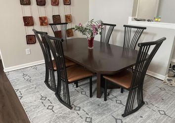 Dinning Table
