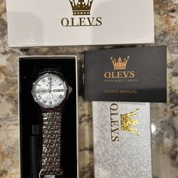 OLEVS Classic Stainless Steel Waterproof Silver Watch for Men - BRAND NEW IN ORIGINAL PACKAGING