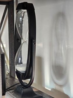 Hour glass