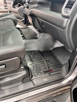 Ram 1500 floor cover