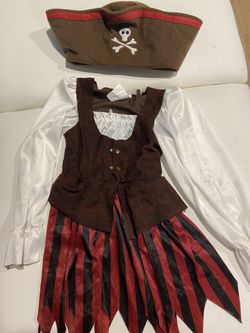 Kids Girl’s Halloween costume / Pirate 🏴‍☠️