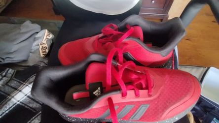 Adidas 5 1/2