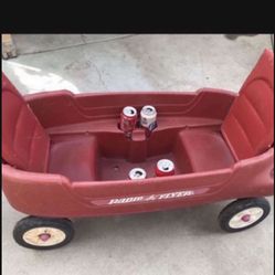 Radio Flyer, Pathfinder 2-in-1 Wagon, Folding Seats, Red Was $138