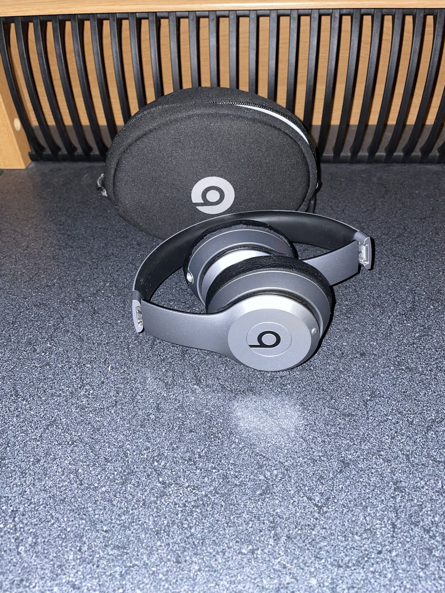Wireless Beats W Case And All Cords