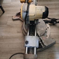 Dewalt 780 12" Double Bevel Miter Saw Used