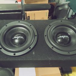 Dual Skar 8-in Single Voice Coil 4 Ohm Subwoofers In A Nice New Sealed Truck Style Box