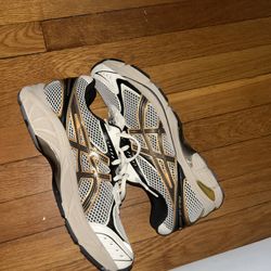 Asics Gt-2160 Black And White With Gold Size 9 Men 