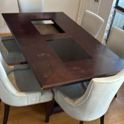FREE: DINING ROOM TABLE AND 6 CHAIRS