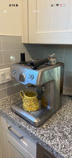 Breville espresso machine in good working condition. Makes great espresso, lattes, and cappuccinos
