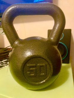 50 lb kettlebell [ no i can pick up tomorrow]