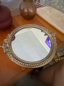 Jewelry mirror tray