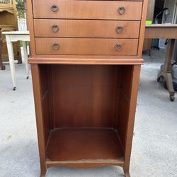 SOLID WOOD LINGERIE CHEST