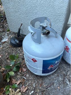 Propane Tank with full of gas