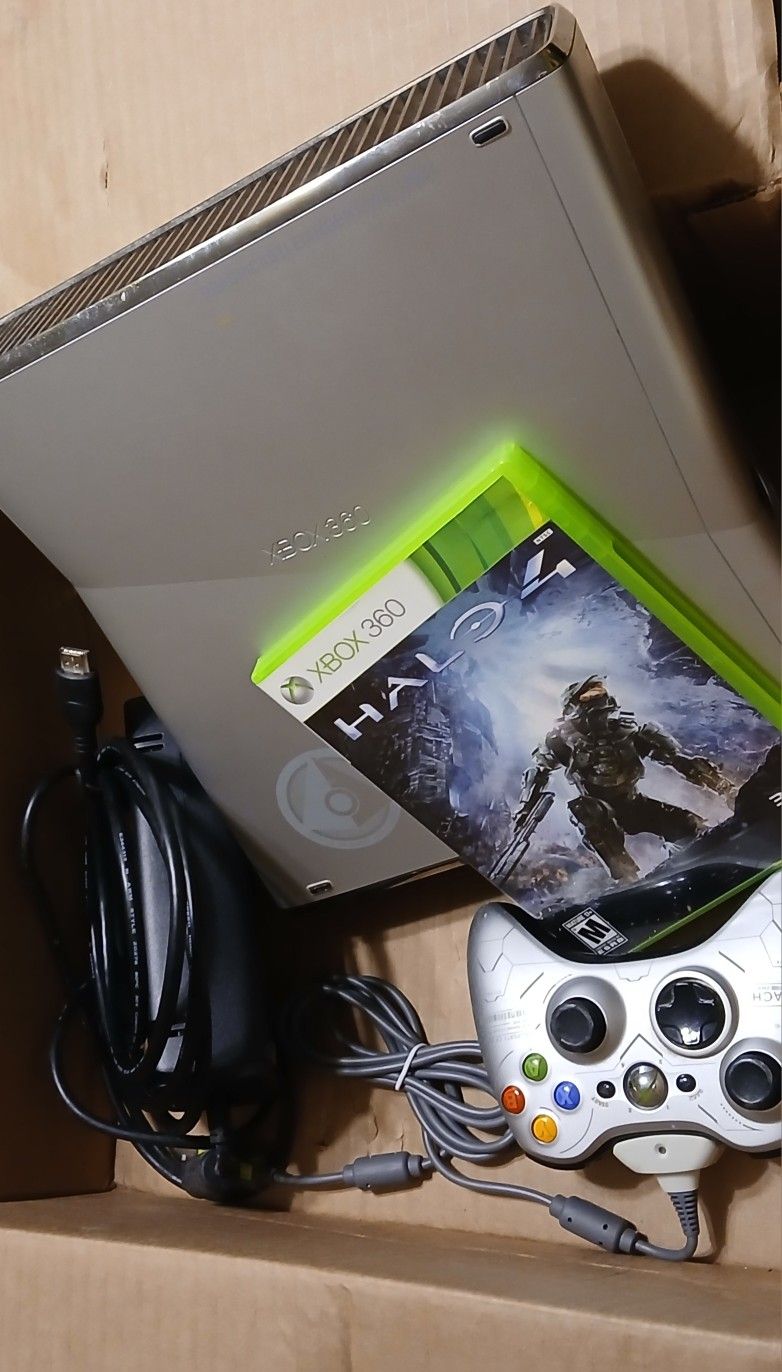Xbox 360, Halo REACH Edition