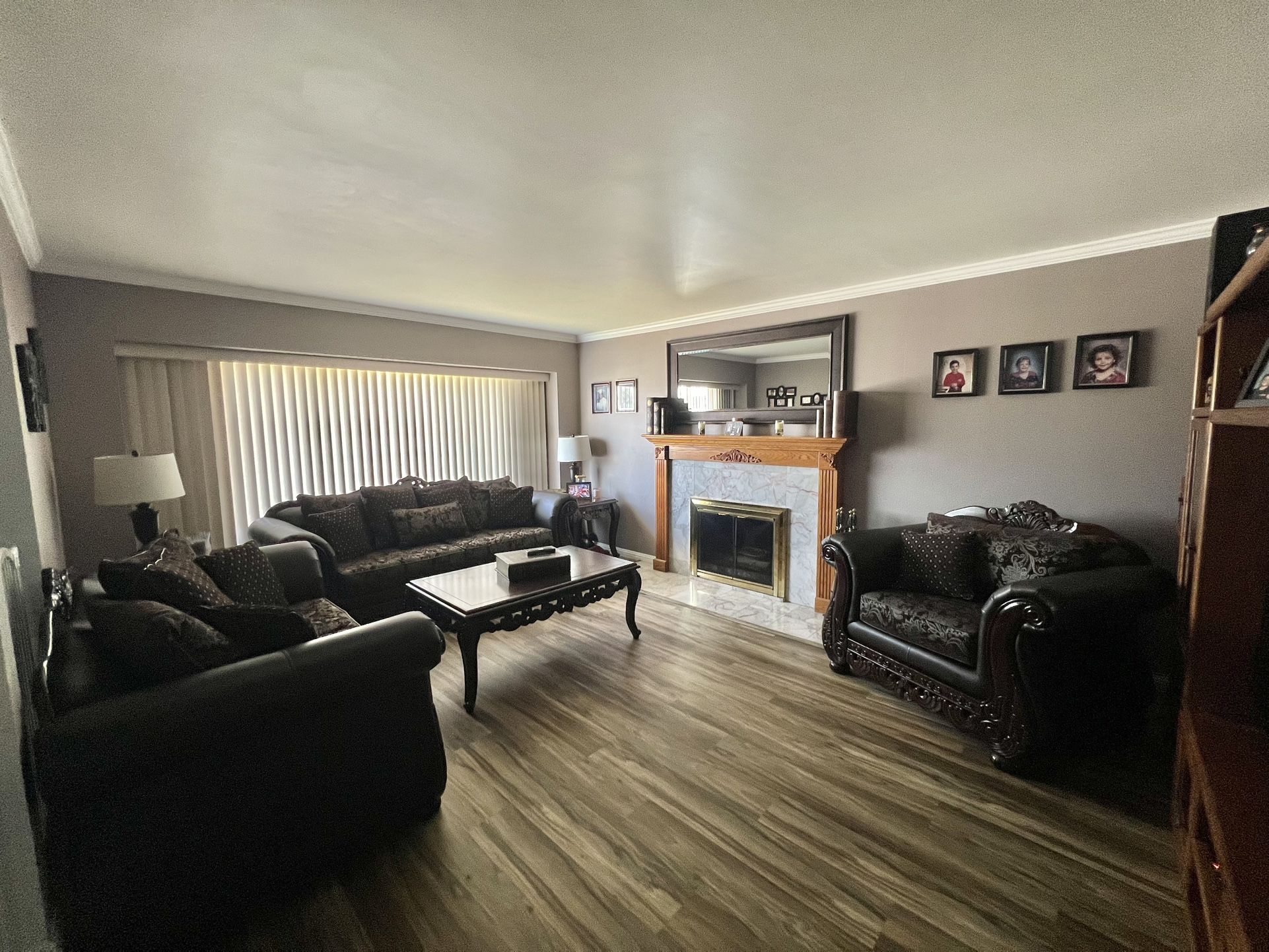 Complete Living room Set