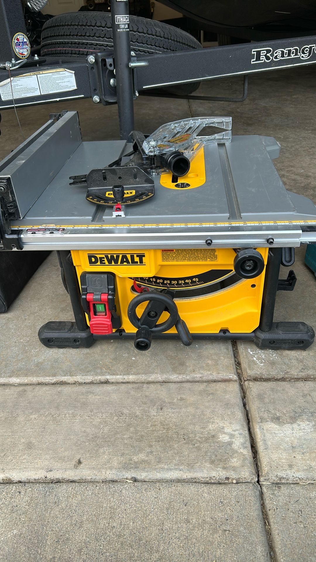 DeWalt Table Saw