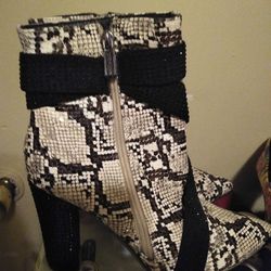 Women's Designer Shoes 