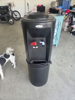 Water dispenser