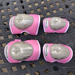 Schwinn Girls Knee Pads And Elbow Pads (Excellent Condition)