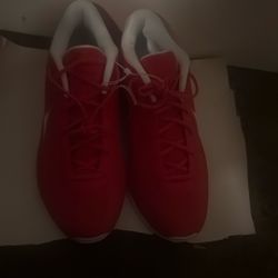 size 13 nike shoes