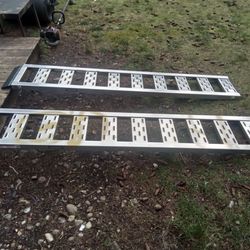 Sturdy Set Of Aluminum 6'Foot, 1250Lb Capacity Loading Ramps, Great Condition. $80.00.