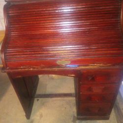 Made By Joseph L Shoemaker A Beautiful Antique Roll Top Desk 