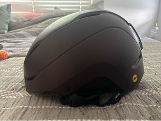 GIRO Snowboarding Helmet