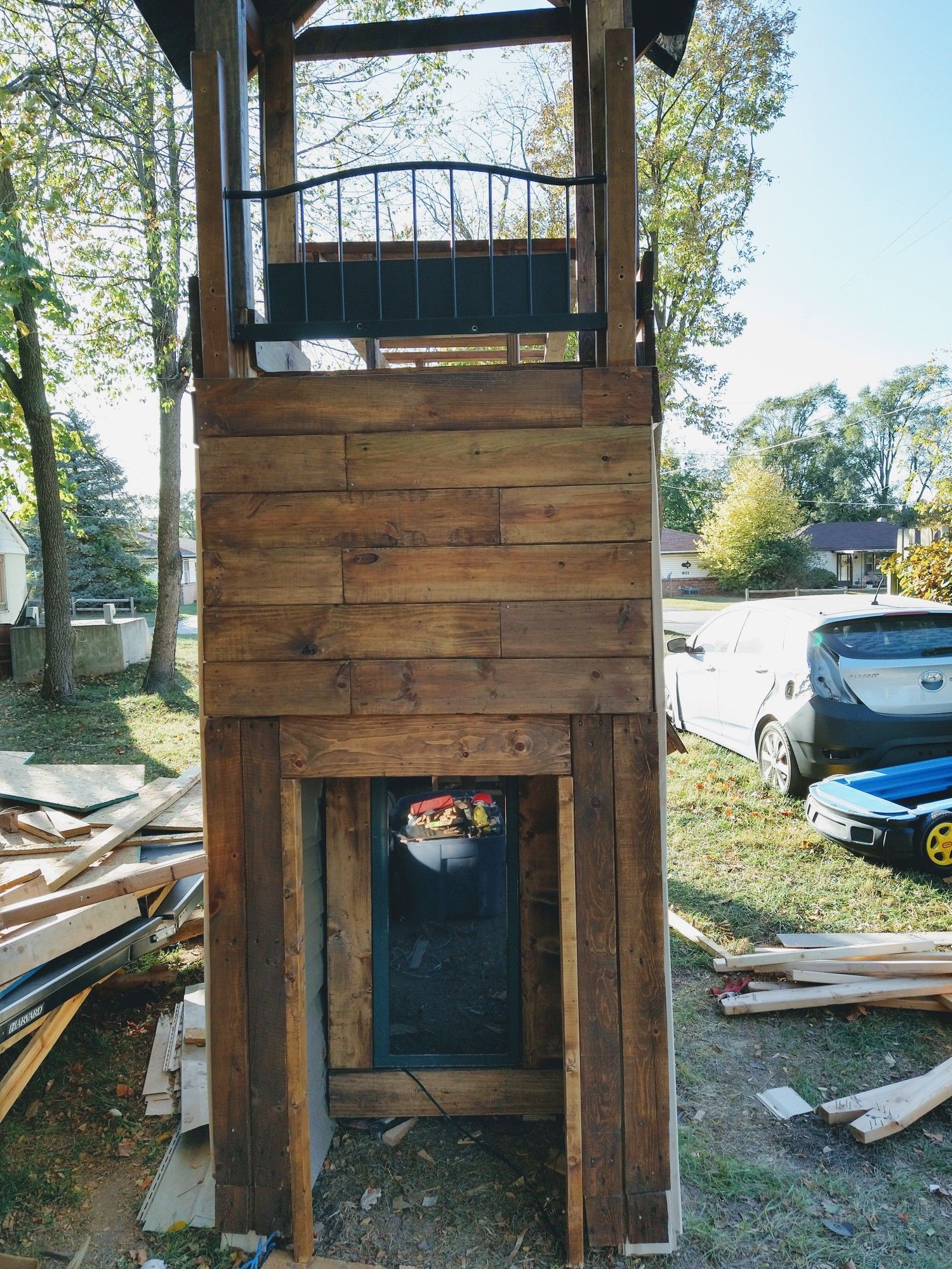 Huge! Amazing! Playhouse and storage or just playhouse