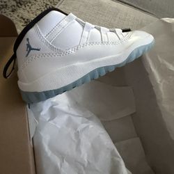 Legend blue 11s 9c