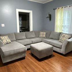 Nice Sectional