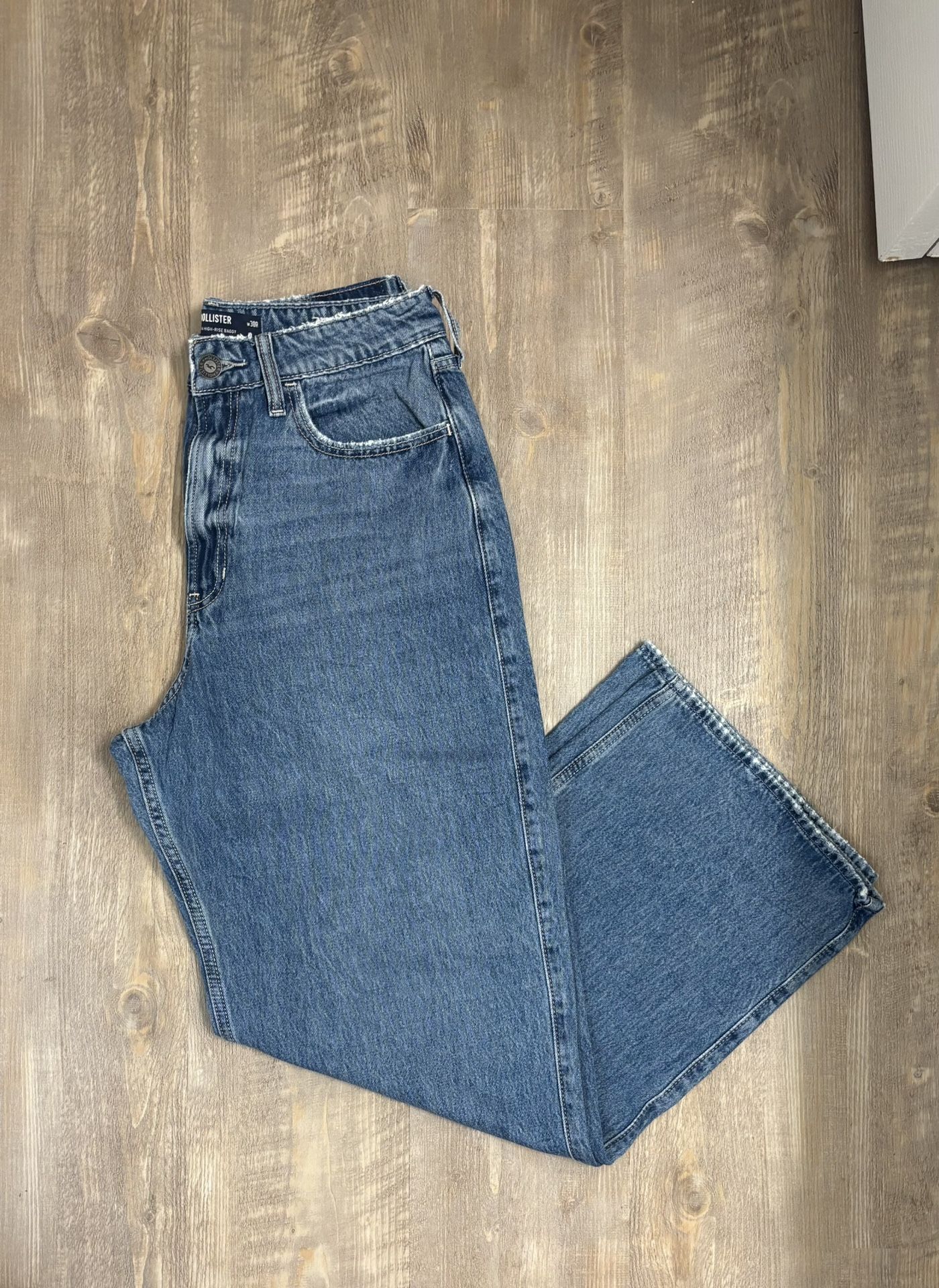 hollister high rise baggy jeans