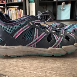 Kids Merrell Water Sandals - Size 4