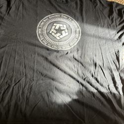 vinatge tribal  tshirt size 2xL mens tee   clothing  tee vintage  art  design  