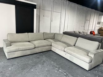 SECTIONAL COUCH SOFA
