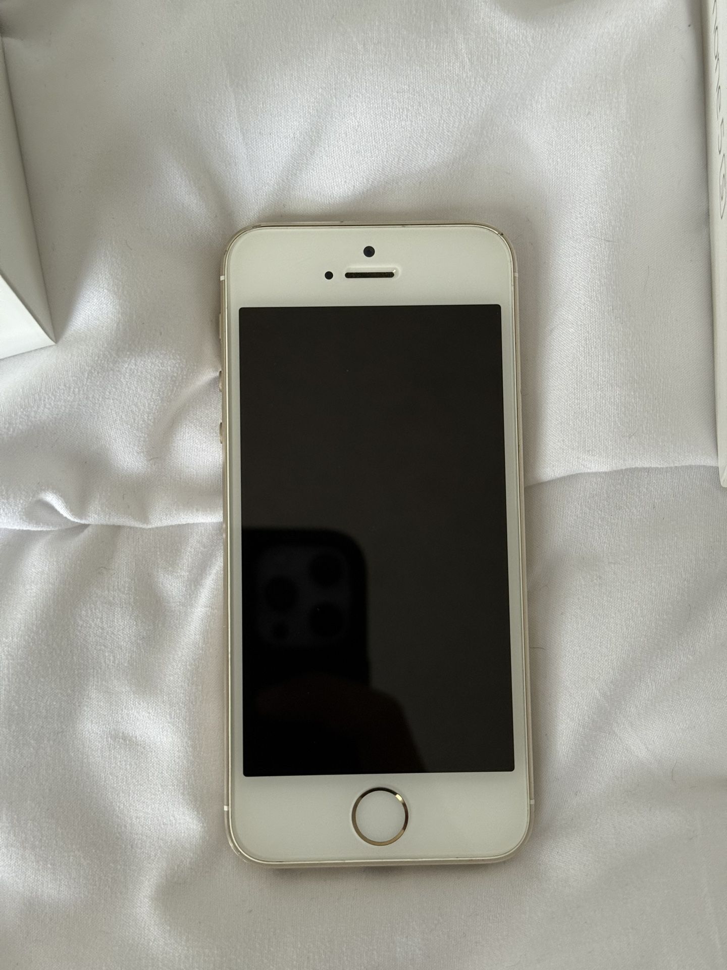 Apple iPhone 5S White / Gold